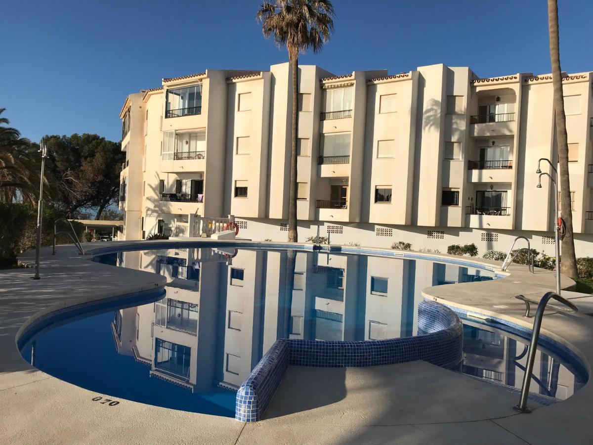 Sea & Pool View Garden Apartment Las Palmeras 内尔哈 外观 照片